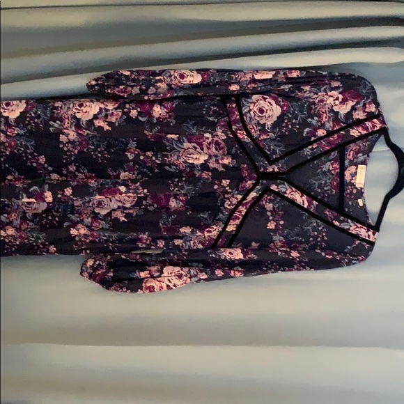 Floral Maxi - Picture 2 of 3